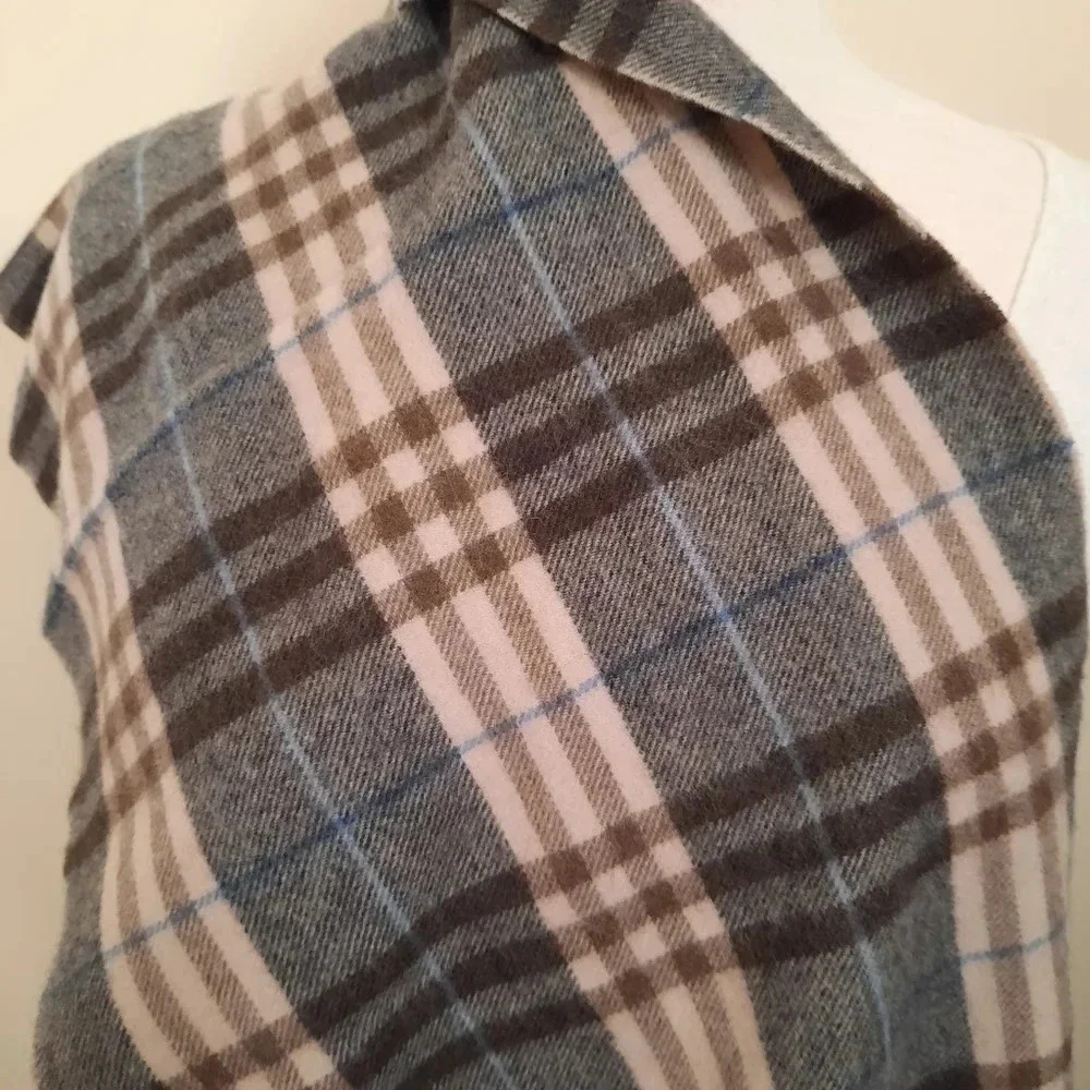Enzo  Mantovani Wool Cashmere Scarf Plaid Tassels Rectangle GUC